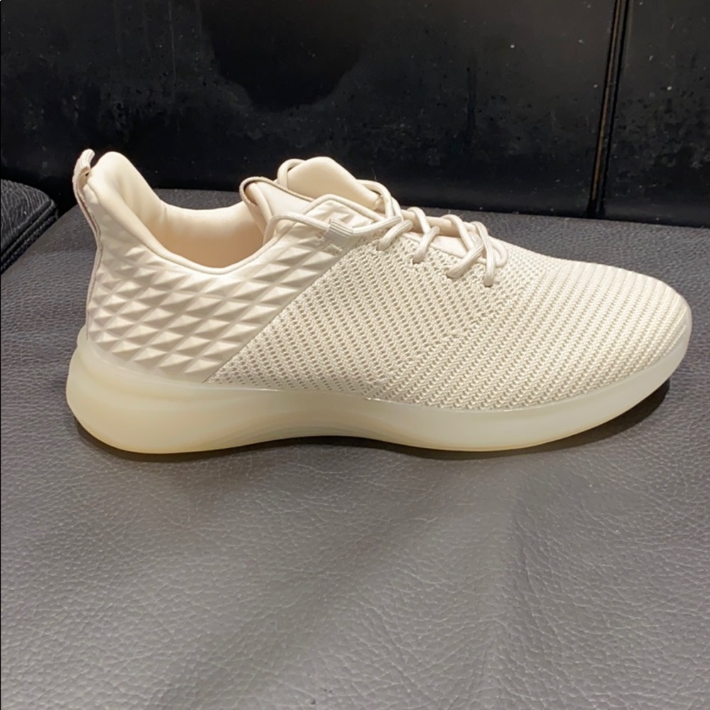 Aldo women’s sneakers